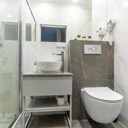 Mennica - Parking - Breakfast - Great Location Warszawa